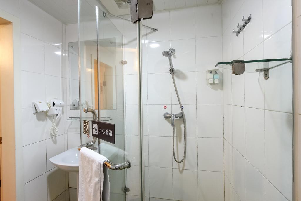 7Days Inn Guangzhou Shijing Jinbi Xincheng מראה חיצוני תמונה