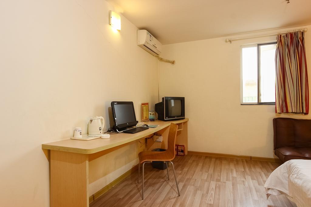 7Days Inn Guangzhou Shijing Jinbi Xincheng מראה חיצוני תמונה